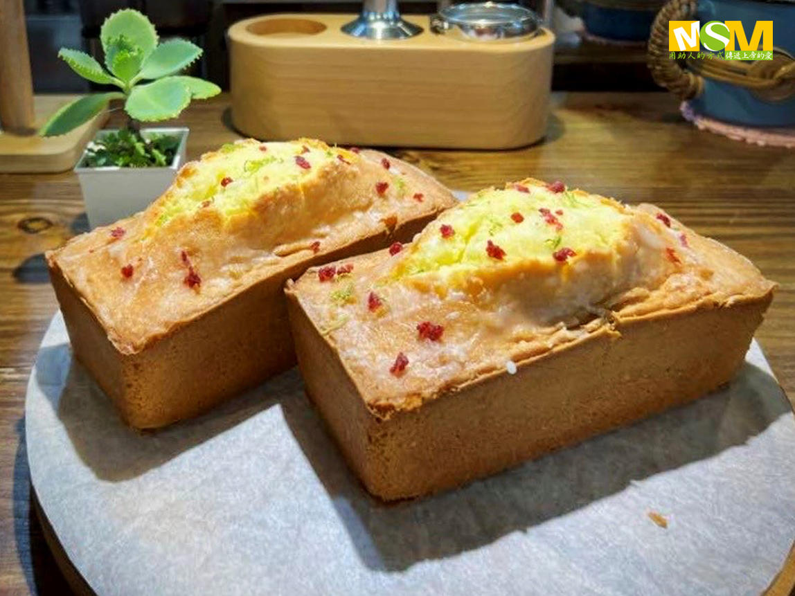 精心製作的美味糕點，在花蓮習藝所50+咖啡館幸福販售中。
